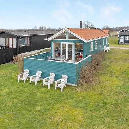 Nice In With 2 Bedrooms And Wifi