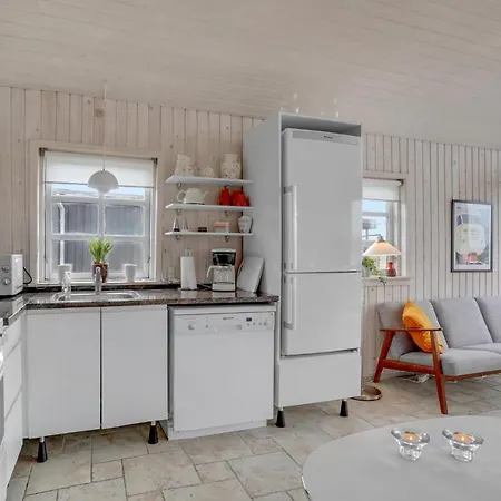 Nice In With 2 Bedrooms And Wifi *