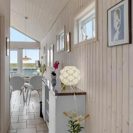 Nice In With 2 Bedrooms And Wifi * Mesinge